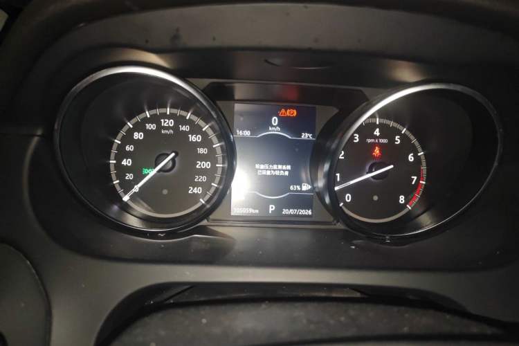 Used Land Rover Discovery Sport 2018 240 PS SE Version Instrument Cluster