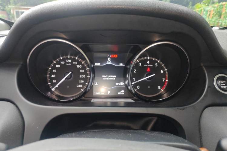 Used Land Rover Discovery Sport 2018 240 PS SE Version Instrument Cluster