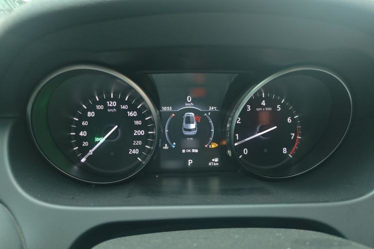 Used Land Rover Discovery Sport 2018 240 PS PURE Edition Instrument Cluster