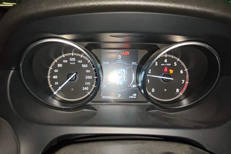 Used Land Rover Discovery Sport 2018 240 PS SE Version Instrument Cluster