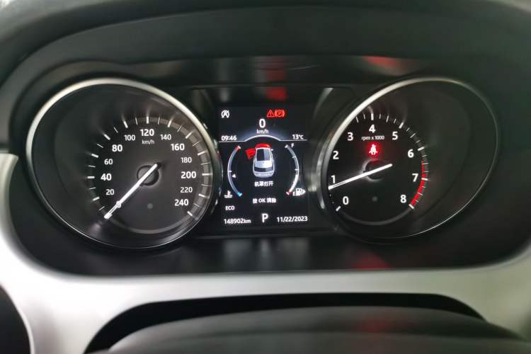 Used Land Rover Discovery Sport 2018 240 PS SE Version Instrument Cluster