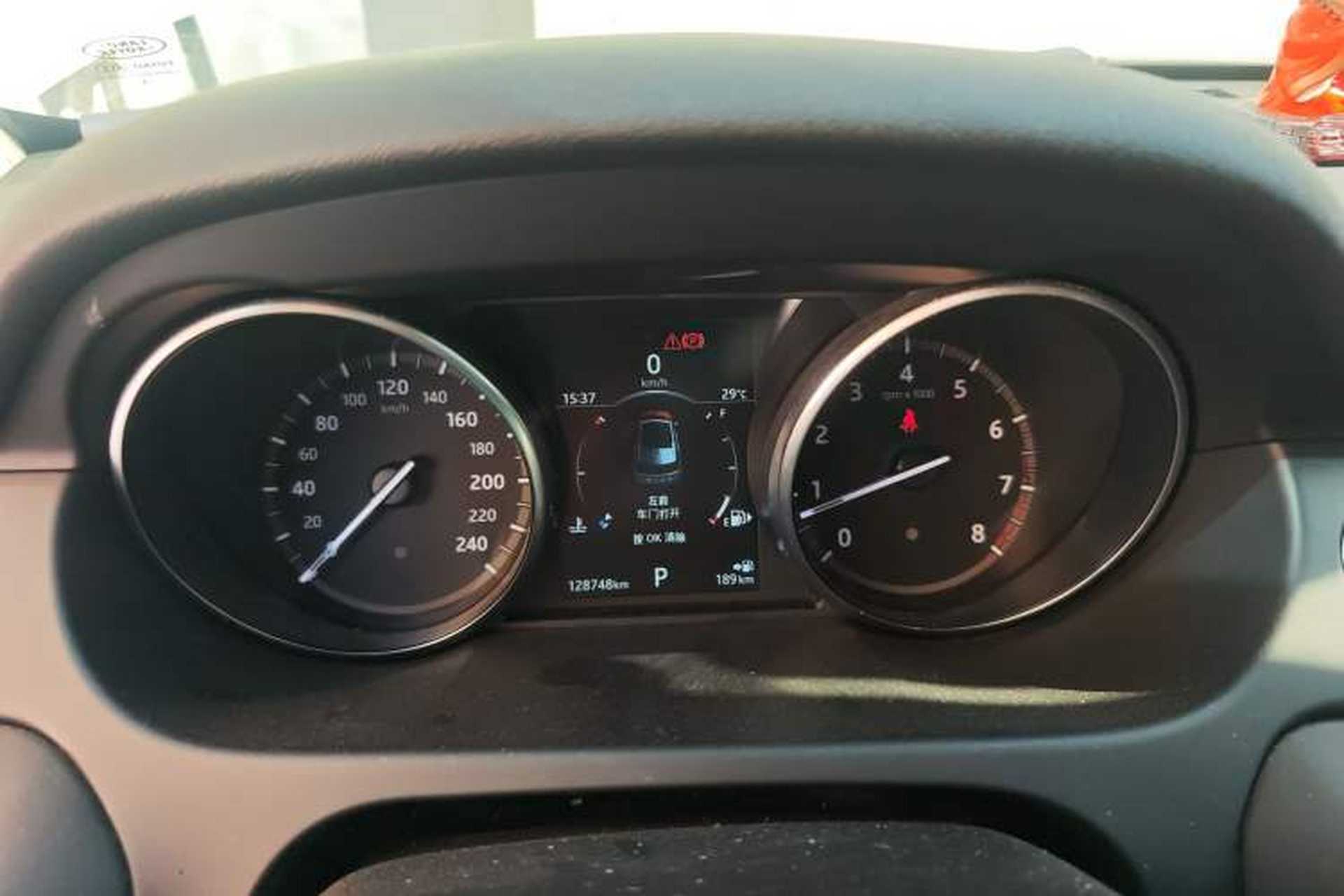 Used Land Rover Discovery Sport 2018 200 PS PURE Edition Instrument Cluster
