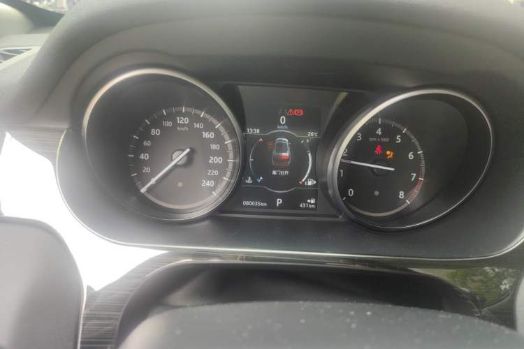 Used Land Rover Discovery Sport 2018 240 PS HSE Version Instrument Cluster