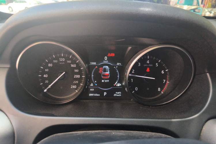 Used Land Rover Discovery Sport 2018 240 PS SE Version Instrument Cluster