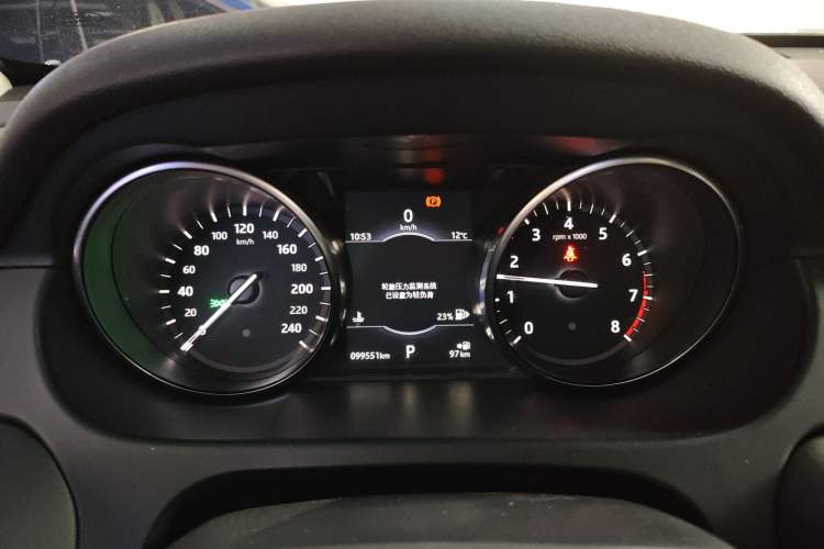 Used Land Rover Discovery Sport 2018 240 PS SE Version Instrument Cluster