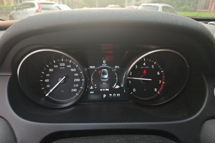 Used Land Rover Discovery Sport 2018 240 PS HSE Version Instrument Cluster