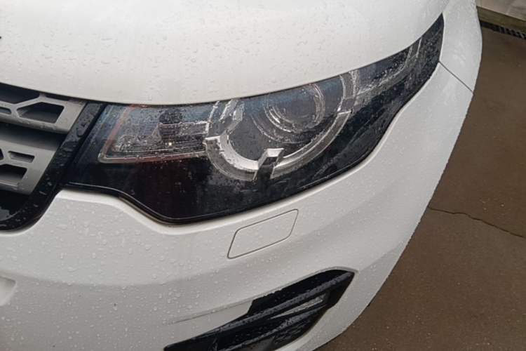 Used Land Rover Discovery Sport 2018 240 PS SE Version Left Front Headlight