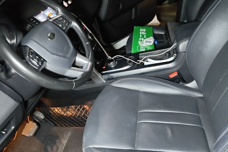 Used Land Rover Discovery Sport 2018 240 PS SE Version Left Front Seat
