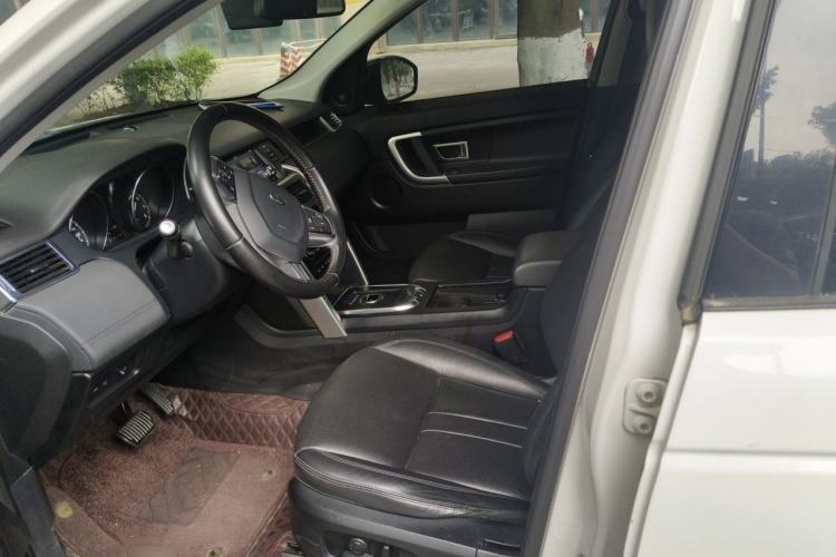 Used Land Rover Discovery Sport 2018 240 PS SE Version Left Front Seat