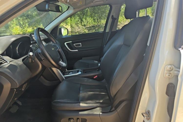 Used Land Rover Discovery Sport 2018 240 PS SE Version Left Front Seat