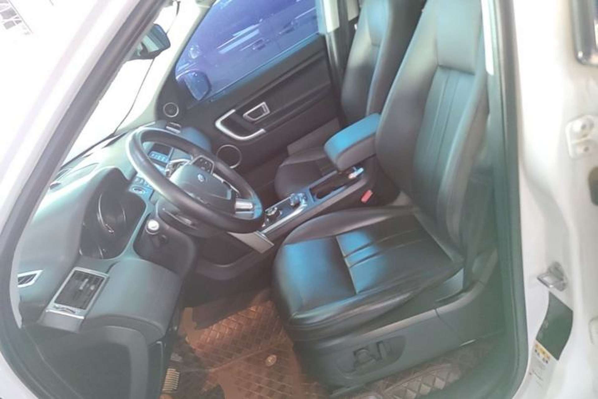 Used Land Rover Discovery Sport 2018 240 PS SE Version Left Front Seat