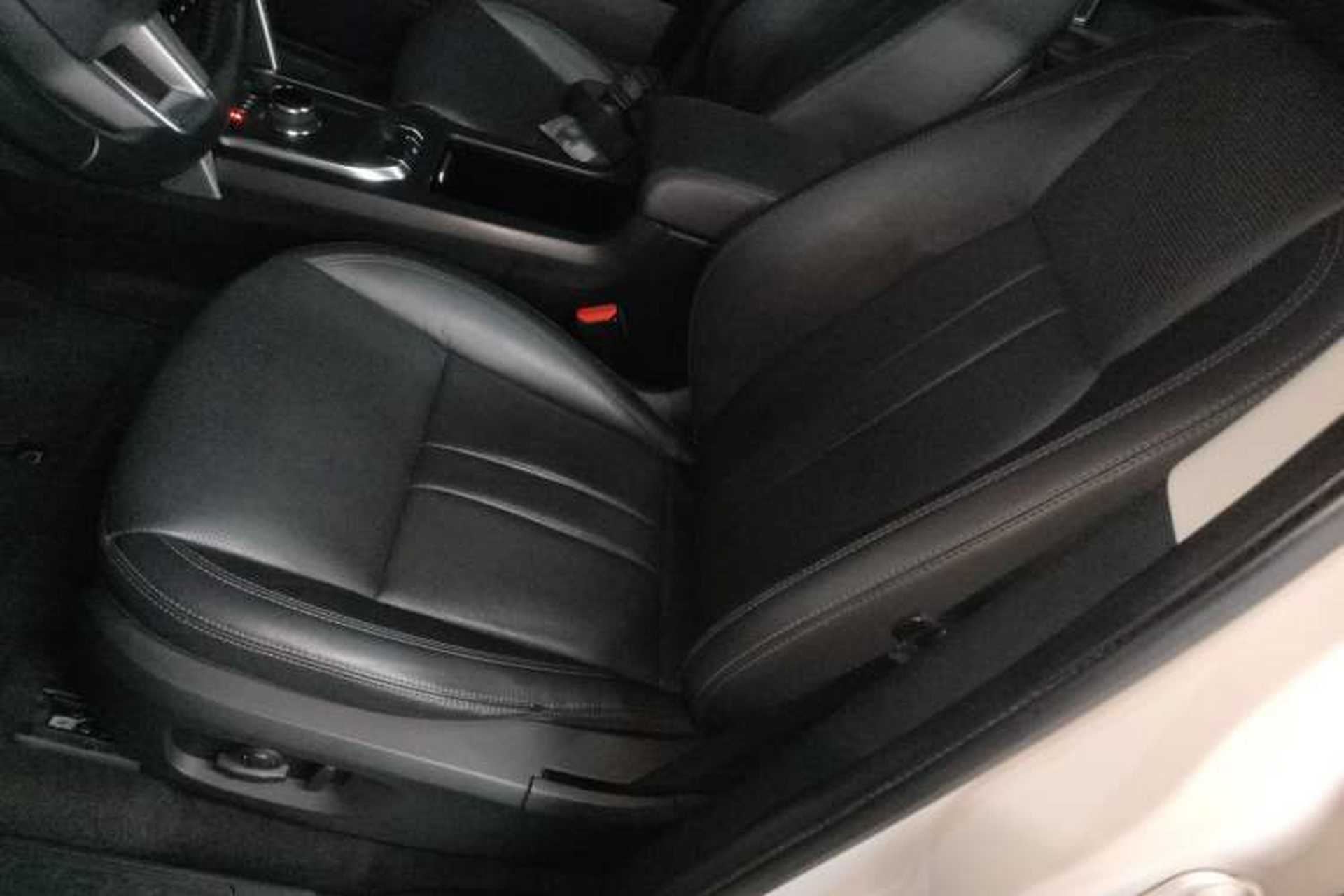 Used Land Rover Discovery Sport 2018 240 PS SE Version Left Front Seat