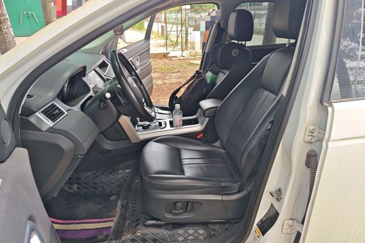 Used Land Rover Discovery Sport 2018 240 PS SE Version Left Front Seat