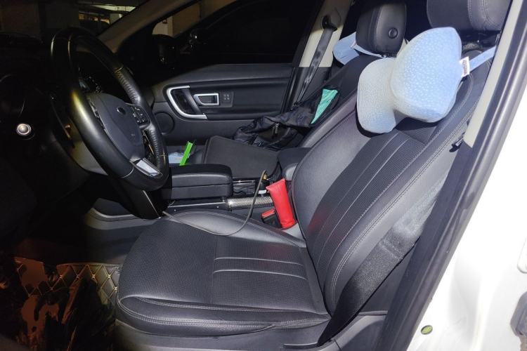 Used Land Rover Discovery Sport 2018 240 PS HSE Version Left Front Seat
