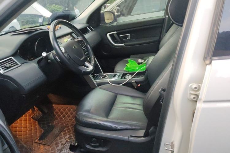 Used Land Rover Discovery Sport 2018 240 PS Zhiyue Limited Edition Left Front Seat