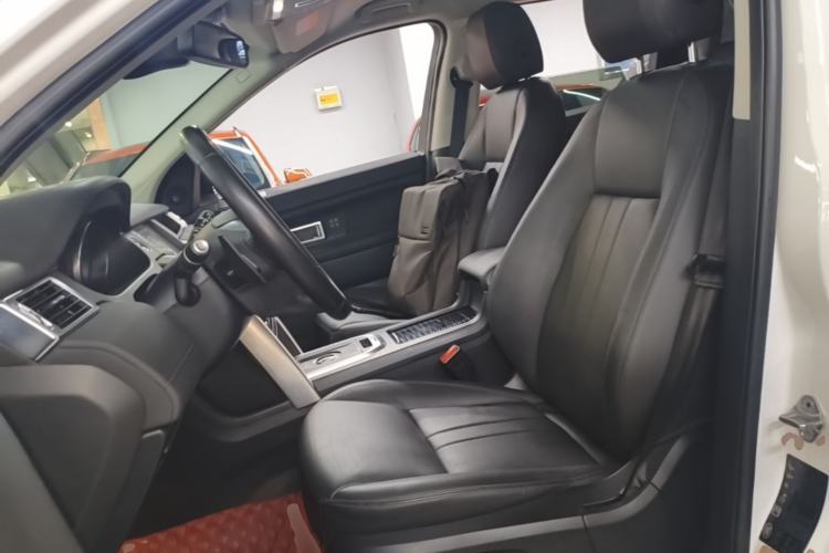 Used Land Rover Discovery Sport 2018 240 PS HSE Version Left Front Seat