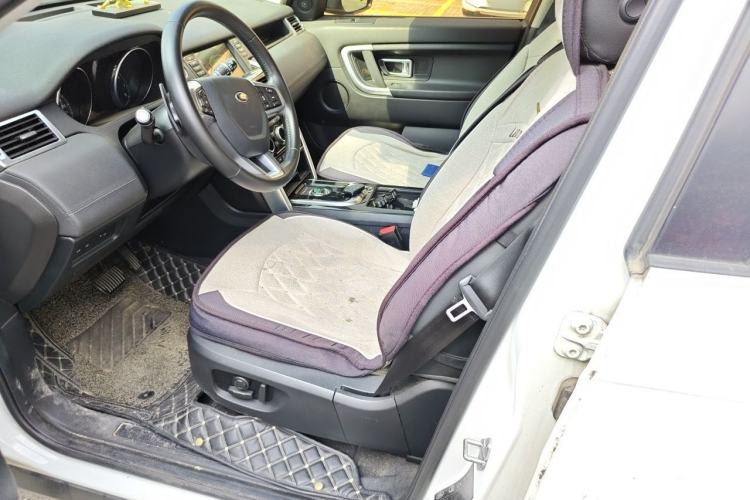 Used Land Rover Discovery Sport 2018 240 PS SE Version Left Front Seat