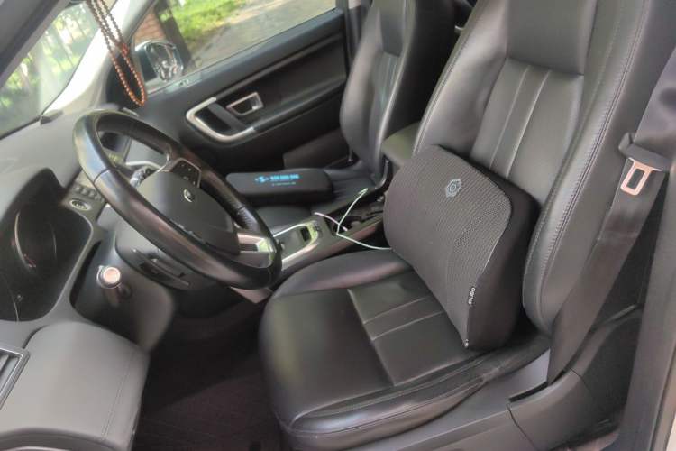 Used Land Rover Discovery Sport 2018 240 PS SE Version Left Front Seat