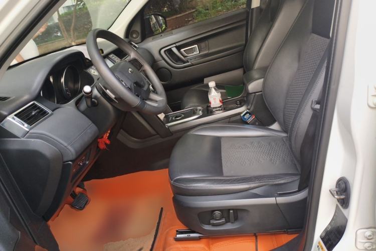 Used Land Rover Discovery Sport 2018 200 PS PURE Edition Left Front Seat