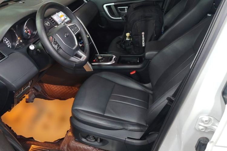 Used Land Rover Discovery Sport 2018 240 PS SE Version Left Front Seat