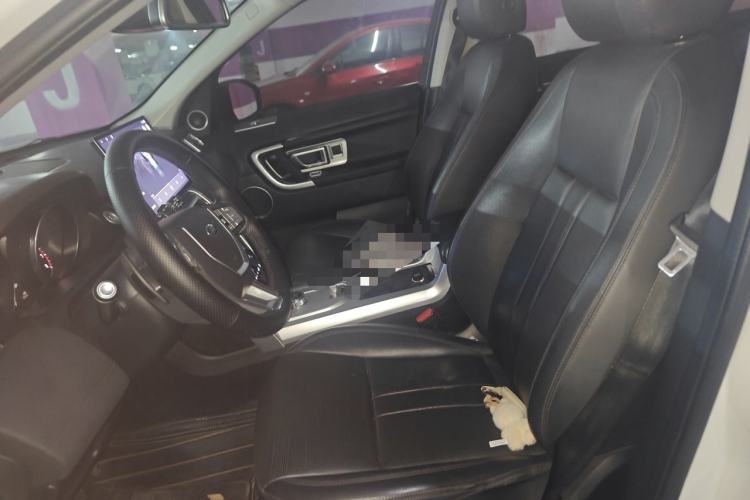 Used Land Rover Discovery Sport 2018 240 PS SE Version Left Front Seat