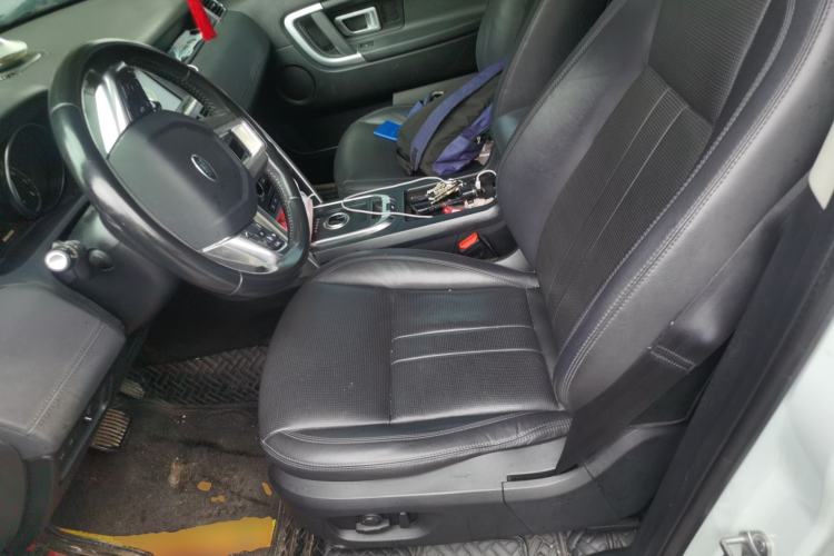 Used Land Rover Discovery Sport 2018 240 PS SE Version Left Front Seat