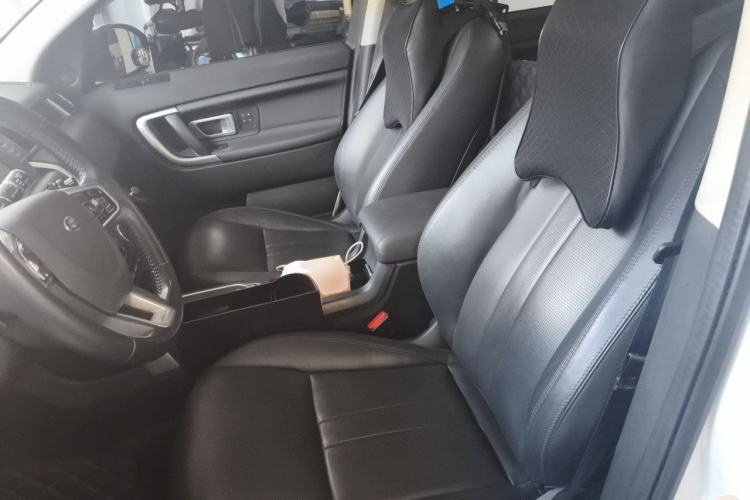 Used Land Rover Discovery Sport 2018 240 PS HSE Version Left Front Seat