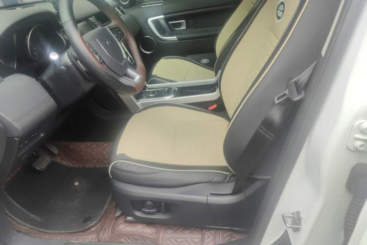Used Land Rover Discovery Sport 2018 240 PS HSE Version Left Front Seat
