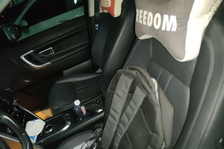 Used Land Rover Discovery Sport 2018 240 PS SE Version Left Front Seat