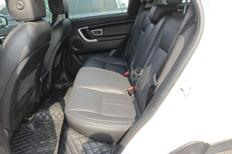 Used Land Rover Discovery Sport 2018 240 PS SE Version Left Rear Seat