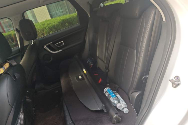 Used Land Rover Discovery Sport 2018 240 PS HSE Version Left Rear Seat