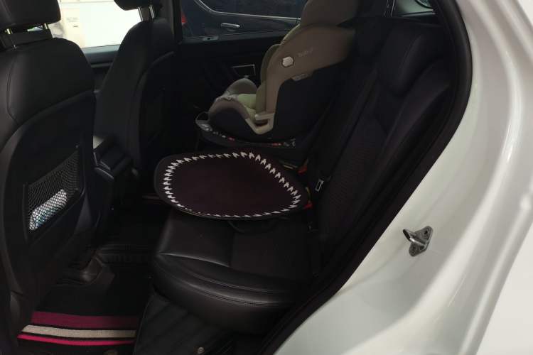 Used Land Rover Discovery Sport 2018 200 PS PURE Edition Left Rear Seat