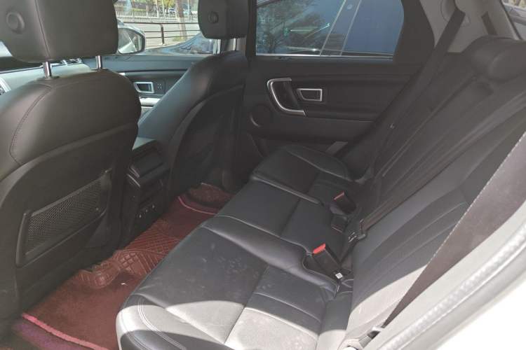 Used Land Rover Discovery Sport 2018 240 PS HSE Version Left Rear Seat