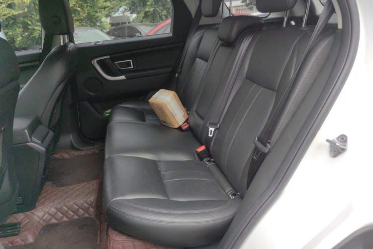 Used Land Rover Discovery Sport 2018 240 PS SE Version Left Rear Seat