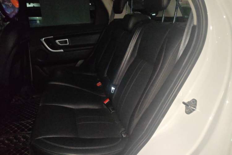 Used Land Rover Discovery Sport 2018 240 PS SE Version Left Rear Seat
