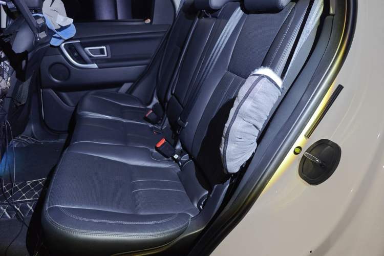 Used Land Rover Discovery Sport 2018 240 PS HSE Version Left Rear Seat
