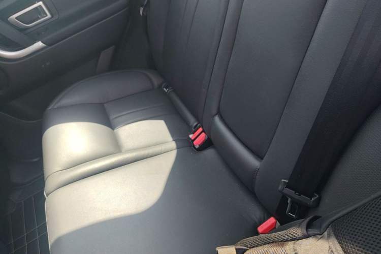 Used Land Rover Discovery Sport 2018 240 PS SE Version Left Rear Seat