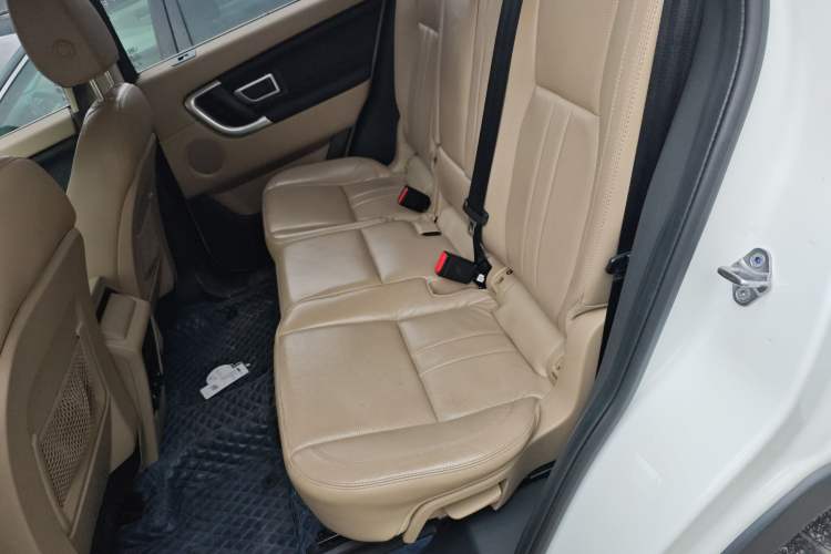 Used Land Rover Discovery Sport 2018 240 PS HSE Version Left Rear Seat