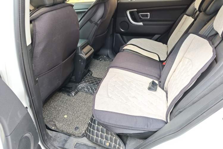 Used Land Rover Discovery Sport 2018 240 PS SE Version Left Rear Seat
