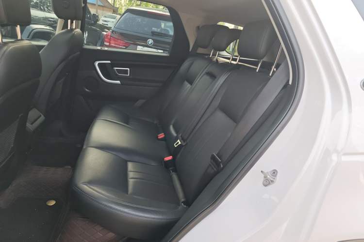 Used Land Rover Discovery Sport 2018 240 PS SE Version Left Rear Seat