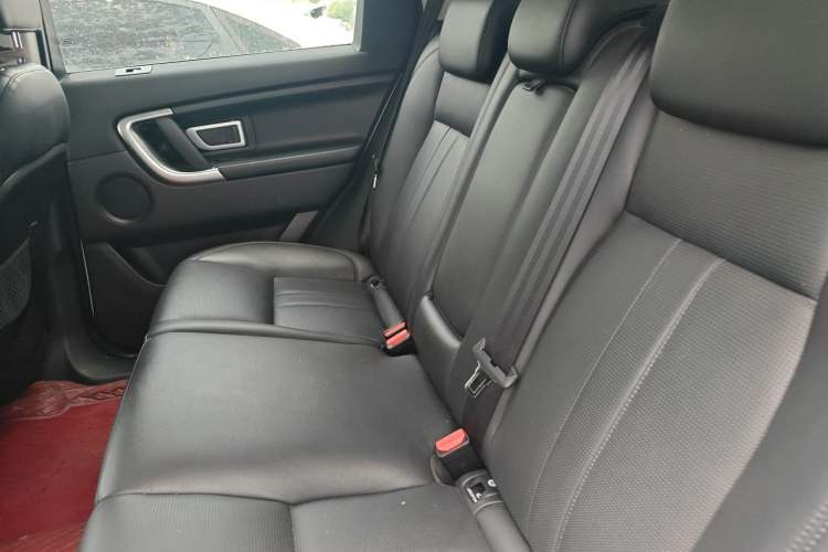 Used Land Rover Discovery Sport 2018 240 PS SE Version Left Rear Seat