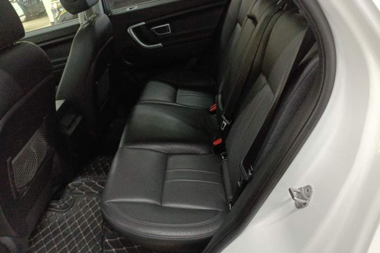 Used Land Rover Discovery Sport 2018 240 PS SE Version Left Rear Seat