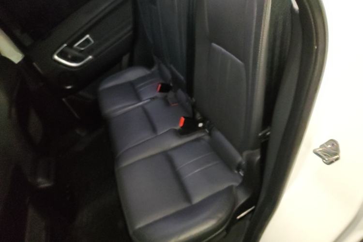 Used Land Rover Discovery Sport 2018 240 PS HSE Version Left Rear Seat