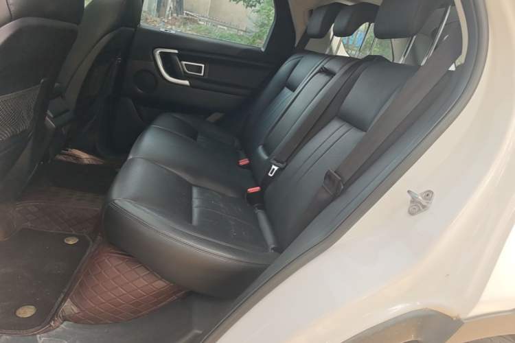 Used Land Rover Discovery Sport 2018 240 PS SE Version Left Rear Seat