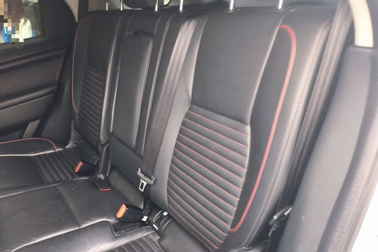 Used Land Rover Discovery Sport 2018 240 PS SE Version Left Rear Seat
