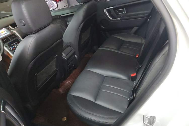 Used Land Rover Discovery Sport 2018 240 PS SE Version Left Rear Seat