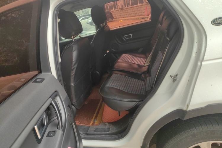 Used Land Rover Discovery Sport 2018 240 PS PURE Edition Left Rear Seat