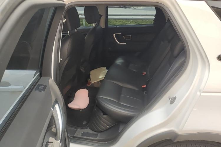 Used Land Rover Discovery Sport 2018 240 PS SE Version Left Rear Seat