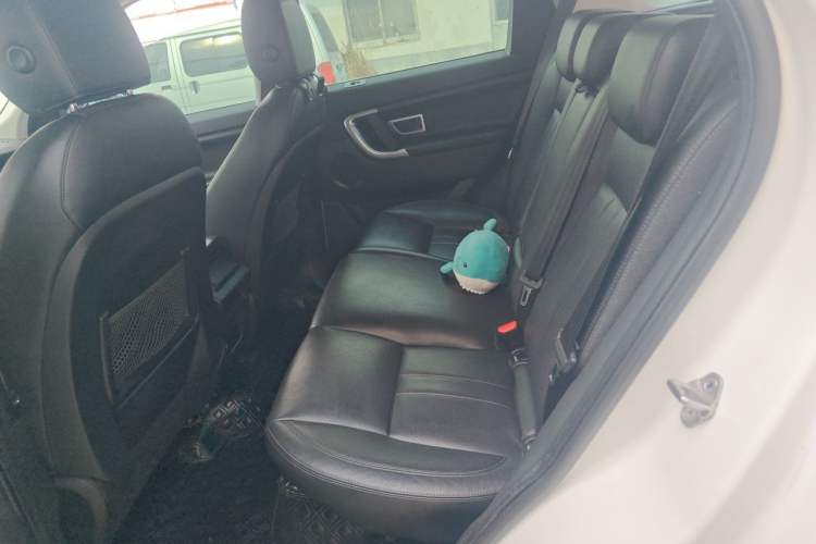 Used Land Rover Discovery Sport 2018 240 PS SE Version Left Rear Seat