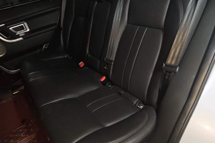 Used Land Rover Discovery Sport 2018 240 PS SE Version Left Rear Seat
